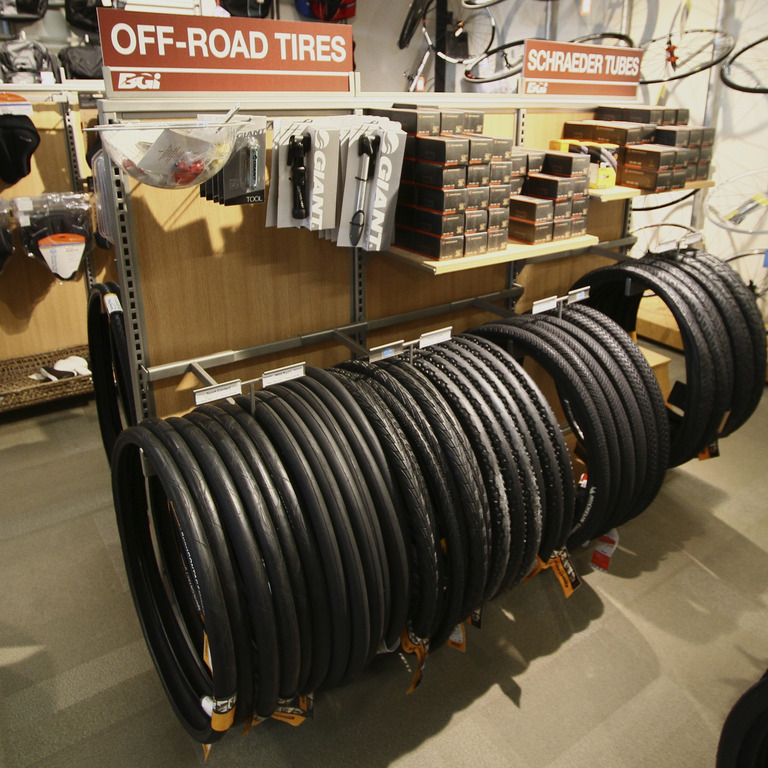 Tire T-Displayer 7 Tire T-Displayer