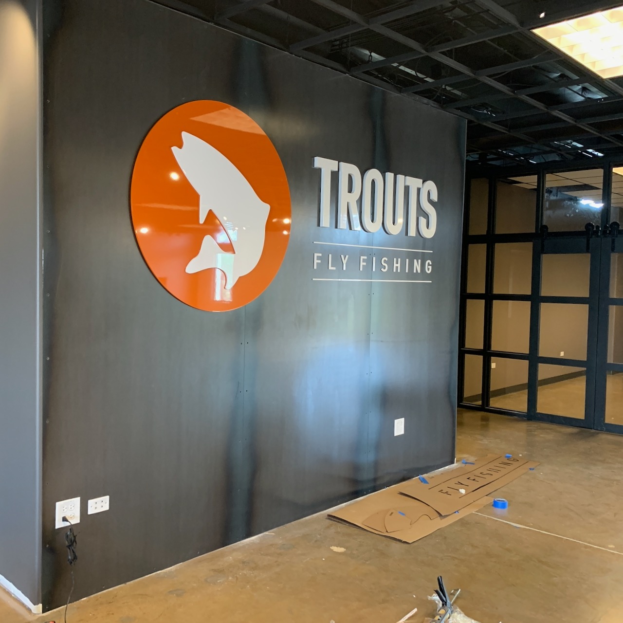 Logo Sign